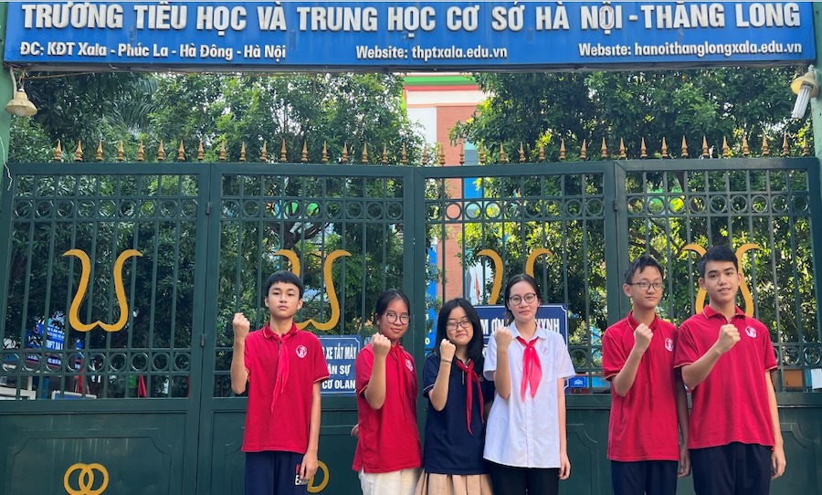 ĐỘI TUYỂN HỌC SINH GIỎI KHỐI 9 HNTL THAM GIA GIAO LƯU HỌC SINH GIỎI CẤP QUẬN