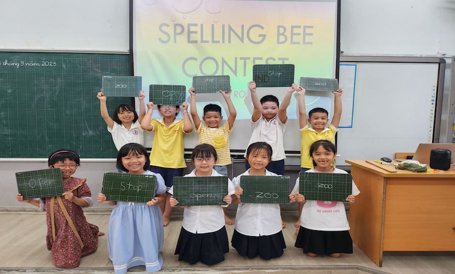 CHÚC MỪNG NHỮNG HỌC SINH XUẤT SẮC ĐÃ GIÀNH TẤM VÉ BƯỚC VÀO VÒNG THI SPELLING BEE CẤP TRƯỜNG