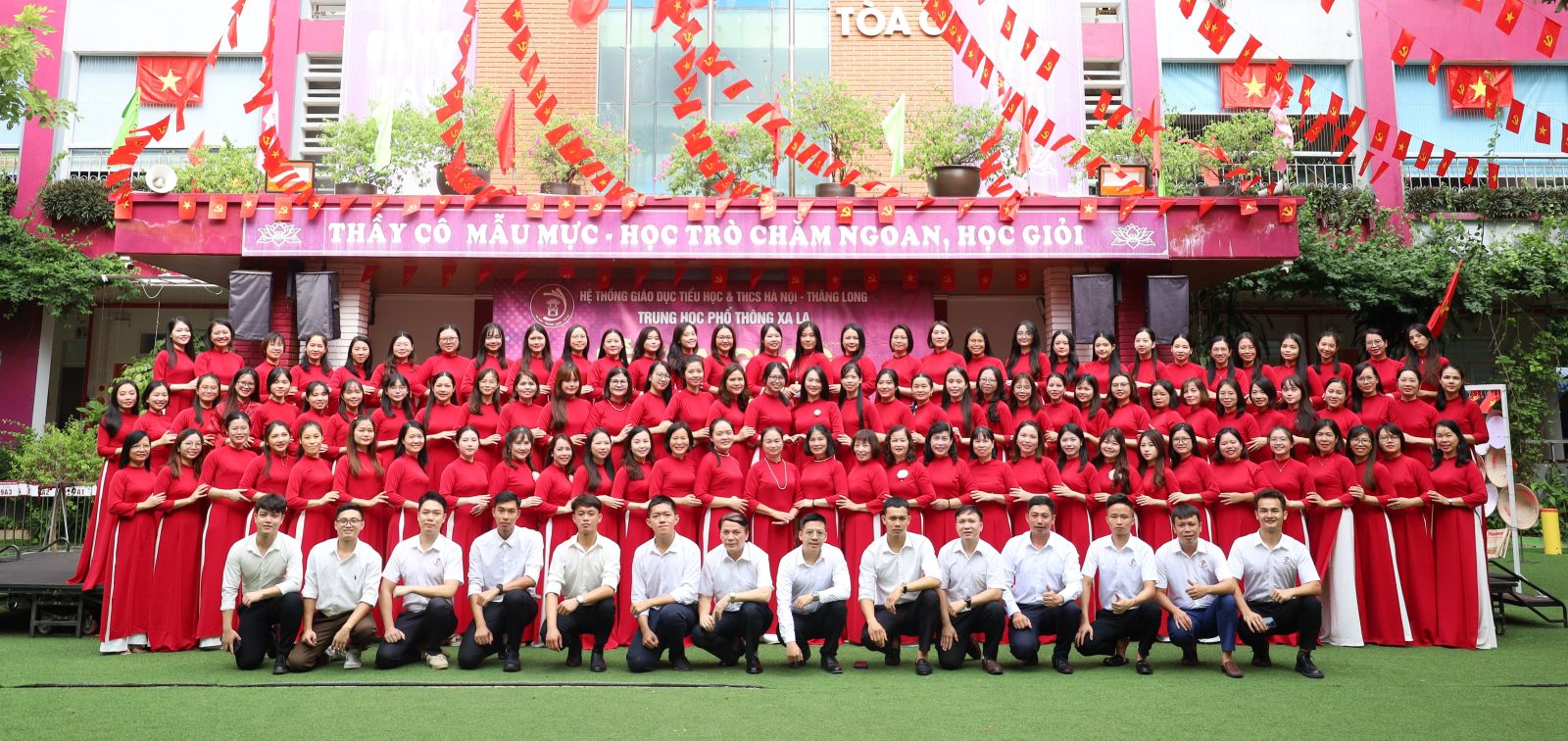 http://hanoithanglongxala.edu.vn/