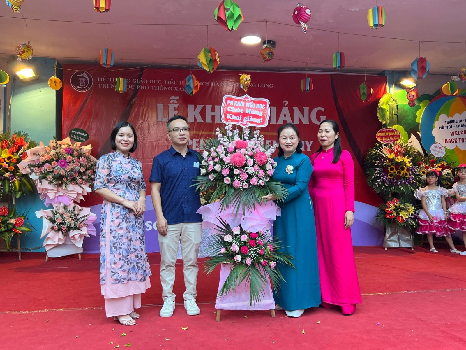TRƯỜNG TIỂU HỌC VÀ THCS HNTL CÙNG PHỤ HUYNH ĐÓN CHÀO MỘT NGÀY LỄ KHAI GIẢNG THẬT RỰC RỠ!