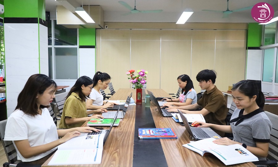 GIÁO VIÊN KHỐI TIỂU HỌC HNTL BỒI DƯỠNG CHUYÊN MÔN CHUẨN BỊ CHO NĂM HỌC MỚI
